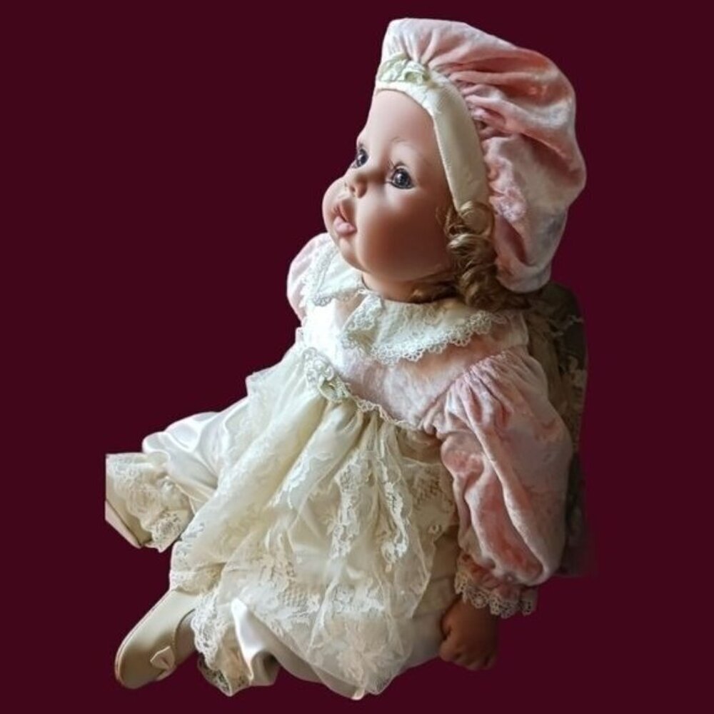 Vintage vinyl doll pink and white "14" - Picture 7 of 12
